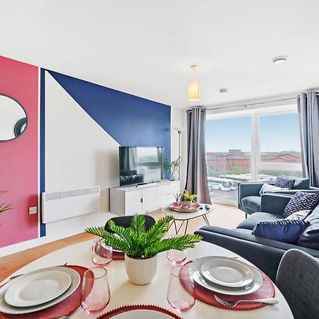 Stunning 2 Bedroom Apartment Leeds  Exterior photo