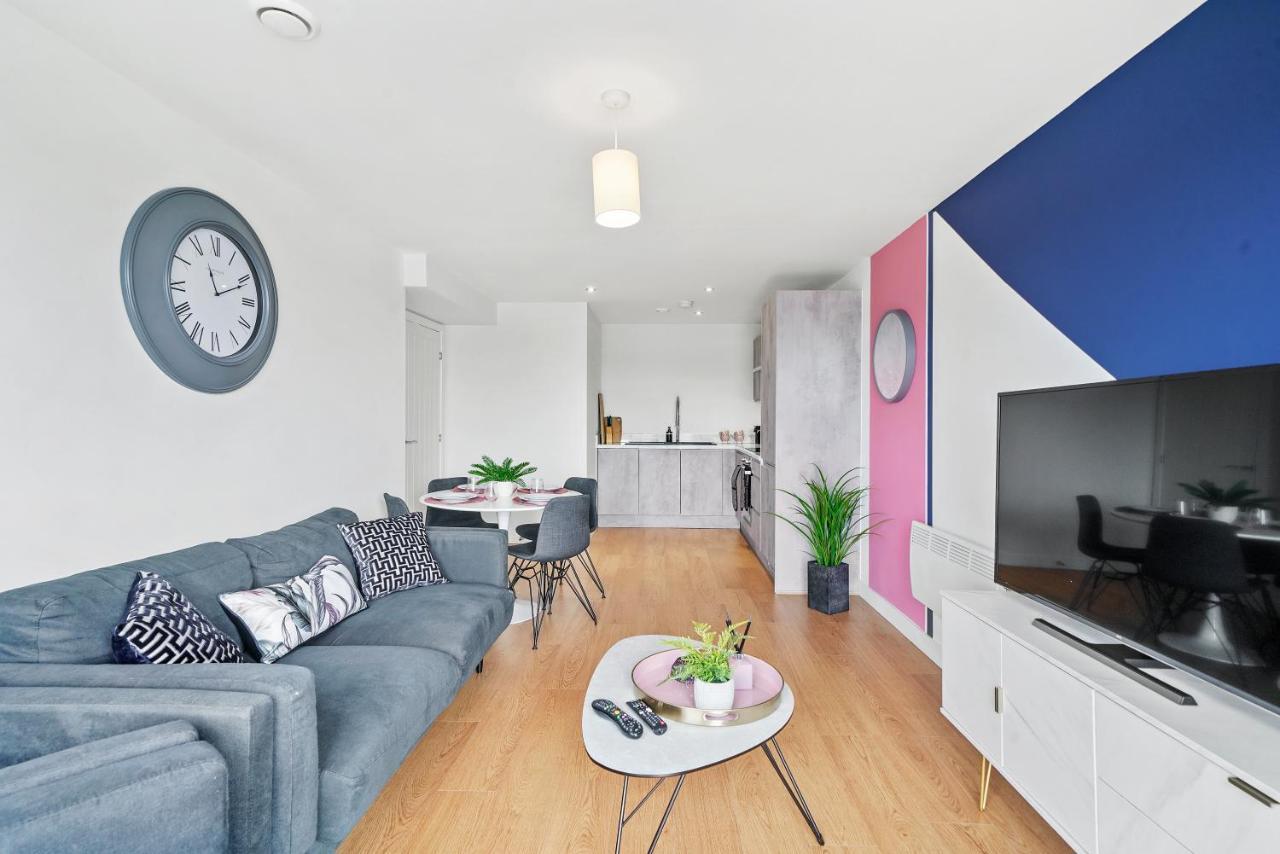 Stunning 2 Bedroom Apartment Leeds  Exterior photo